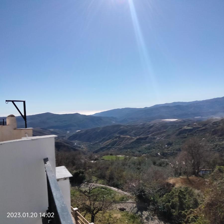 Apartamento Vacacional En La Alpujarra Ларолес Экстерьер фото